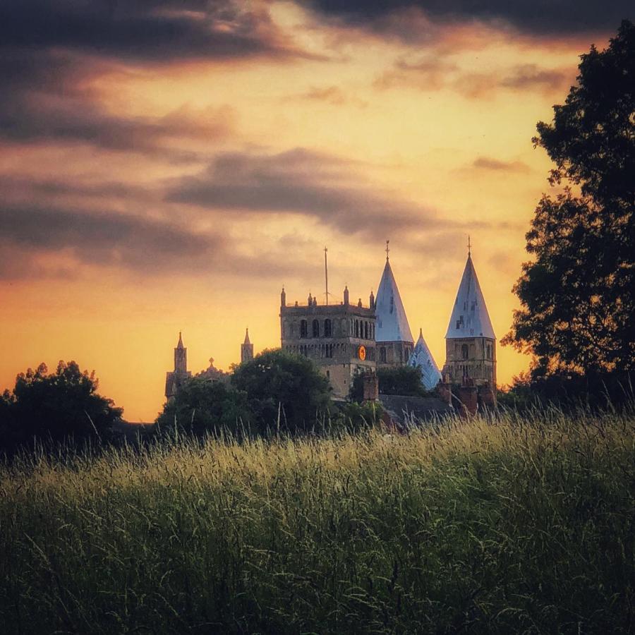 Southwell Holiday Cottage - Lavender Cottage ภายนอก รูปภาพ